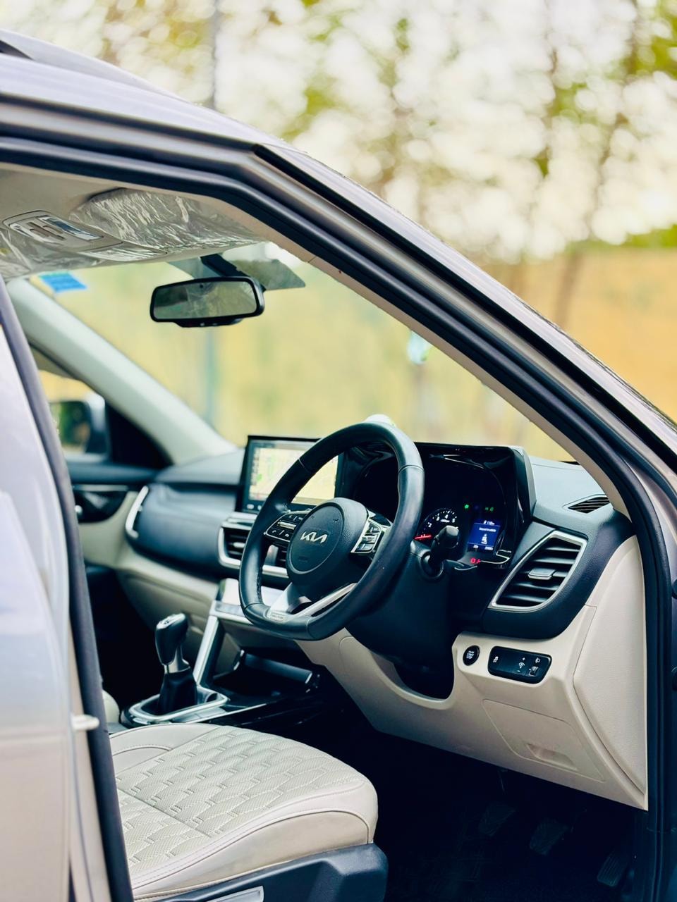 Seltos image 16 Seltos image 16