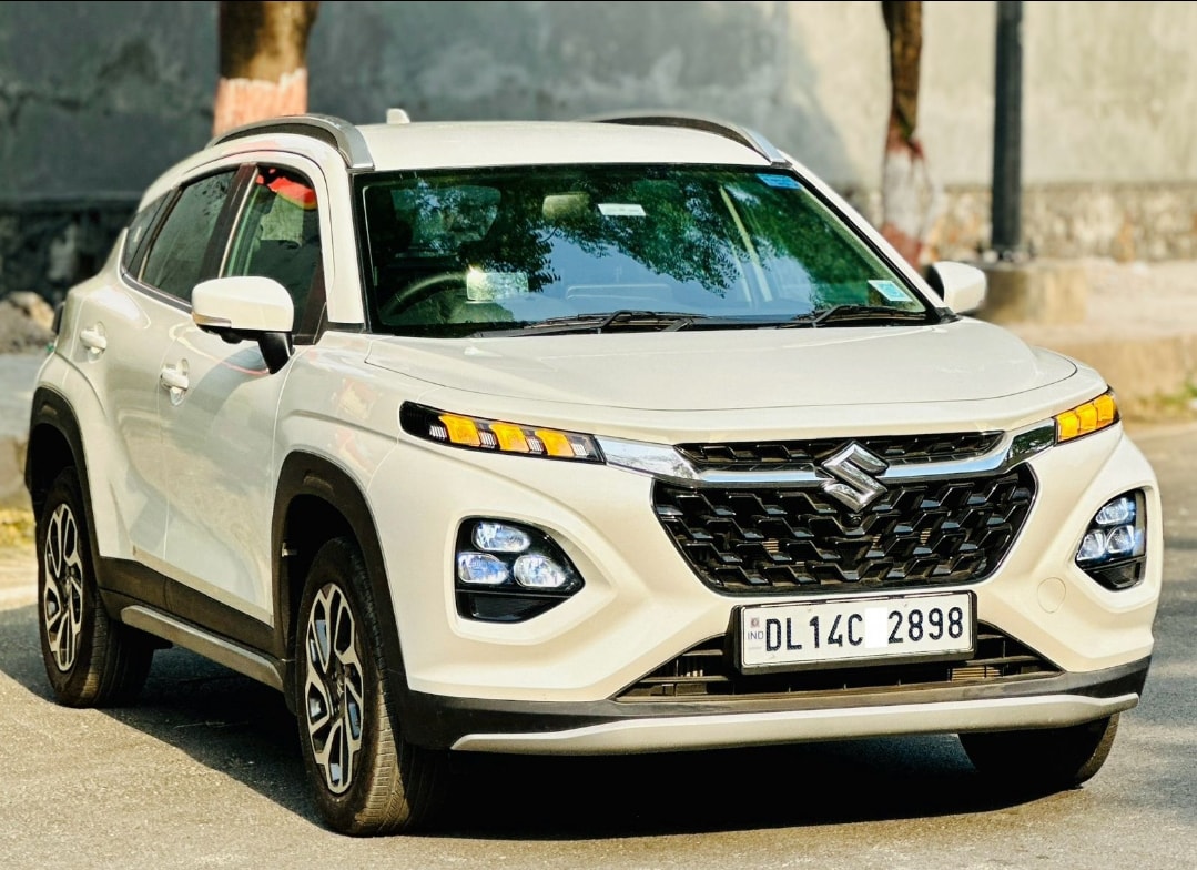 Fronx image 7 Fronx image 7