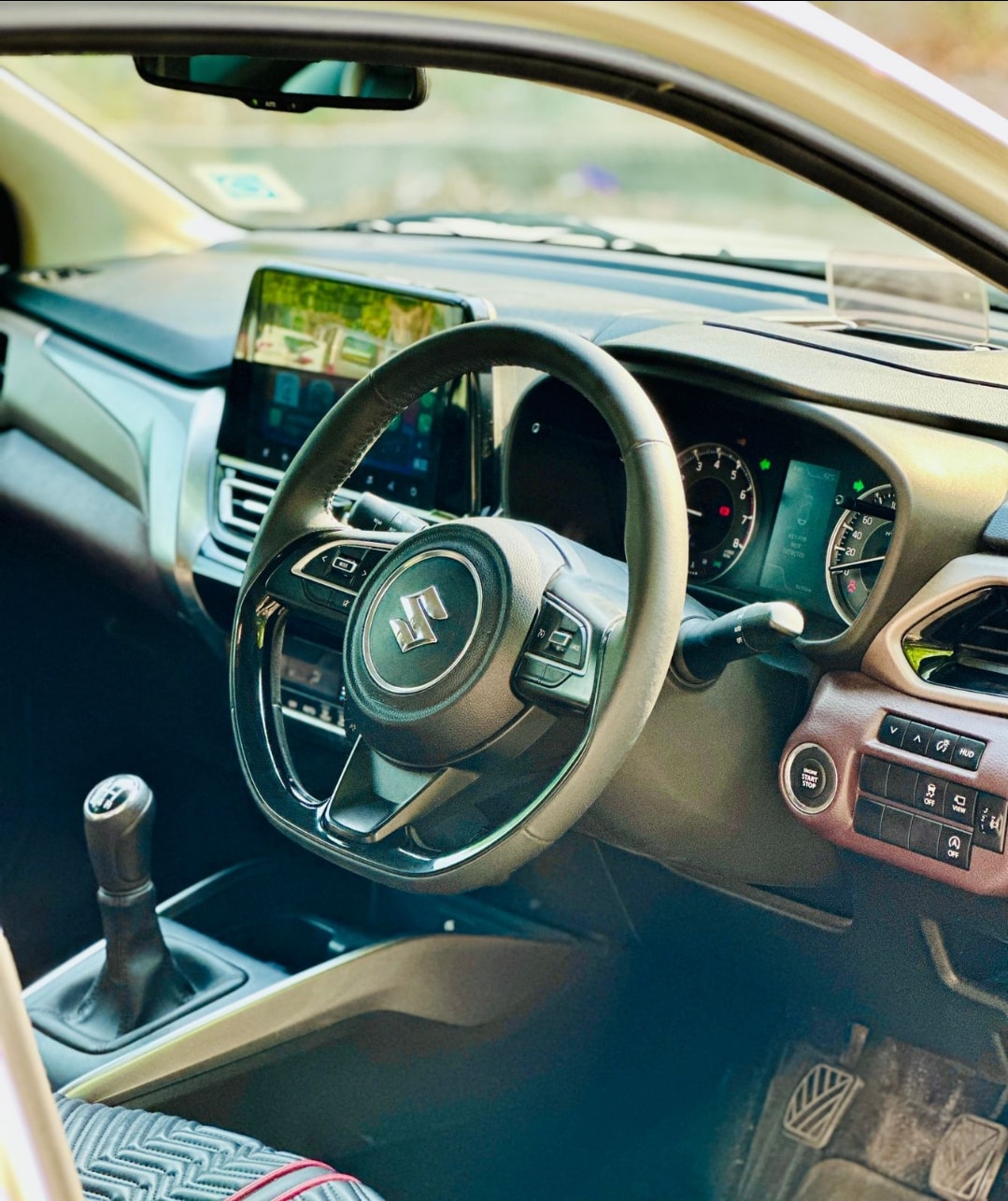 Fronx image 16 Fronx image 16