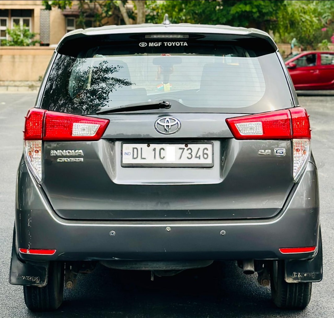 Innova Crysta image 3 Innova Crysta image 3