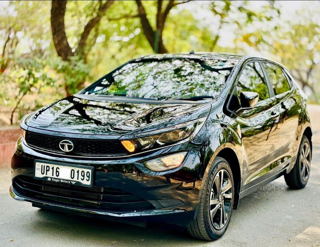 Altroz image 1 Altroz image 1