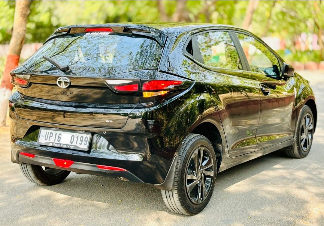 Altroz image 3 Altroz image 3