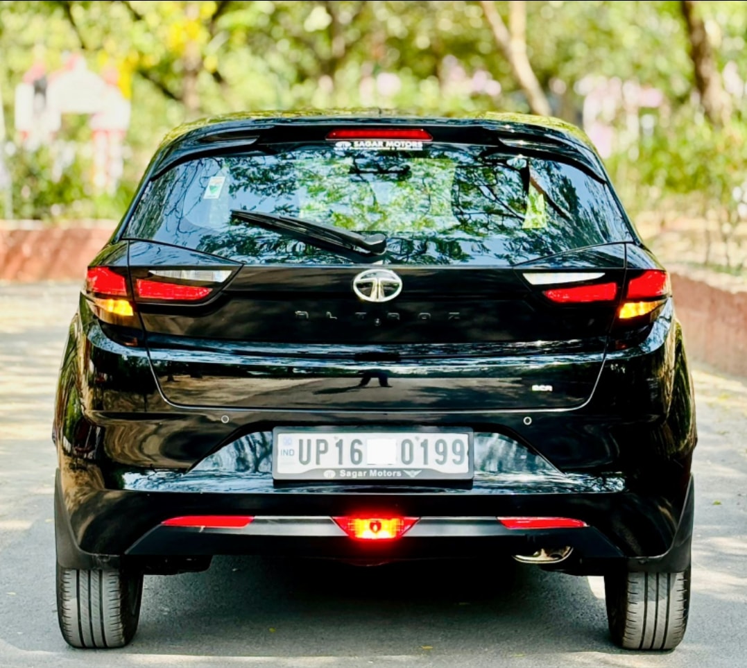 Altroz image 4 Altroz image 4