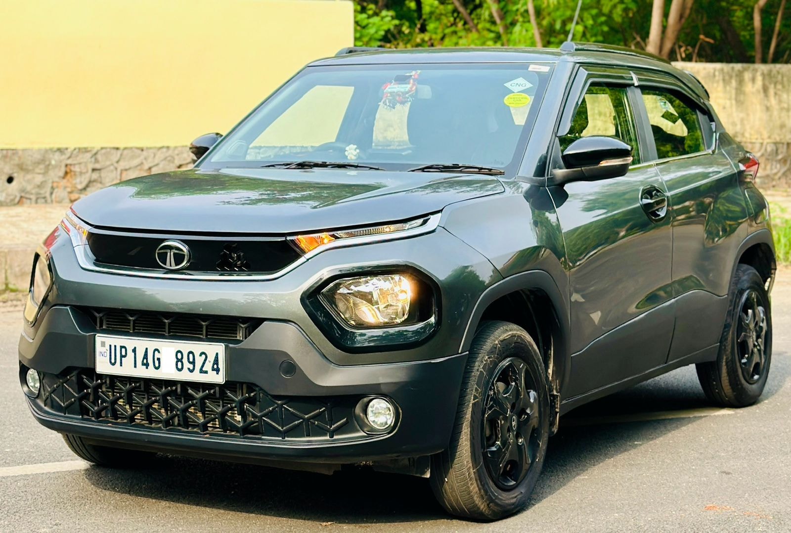 Punch image 1 Punch image 1