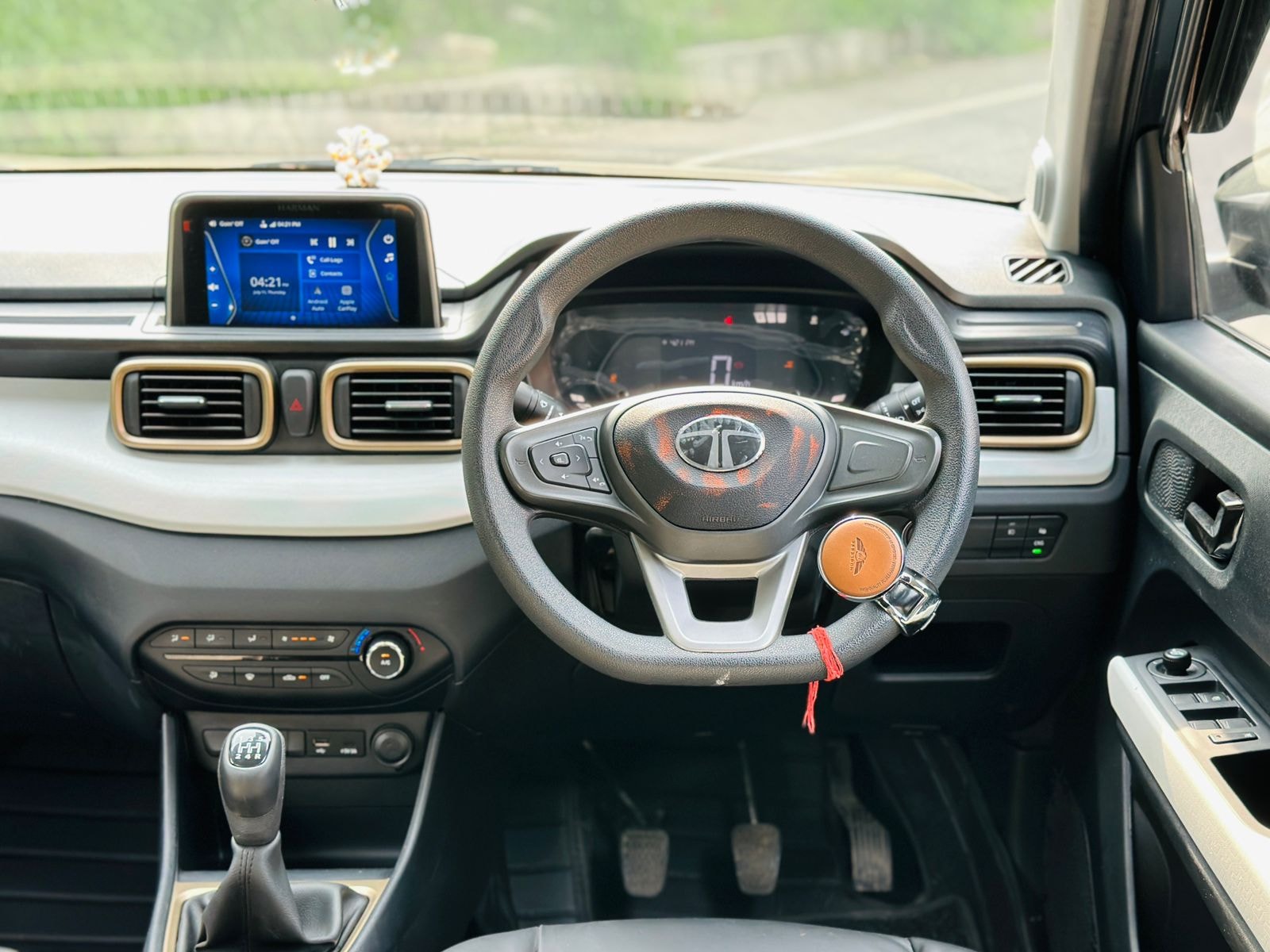 Punch image 13 Punch image 13