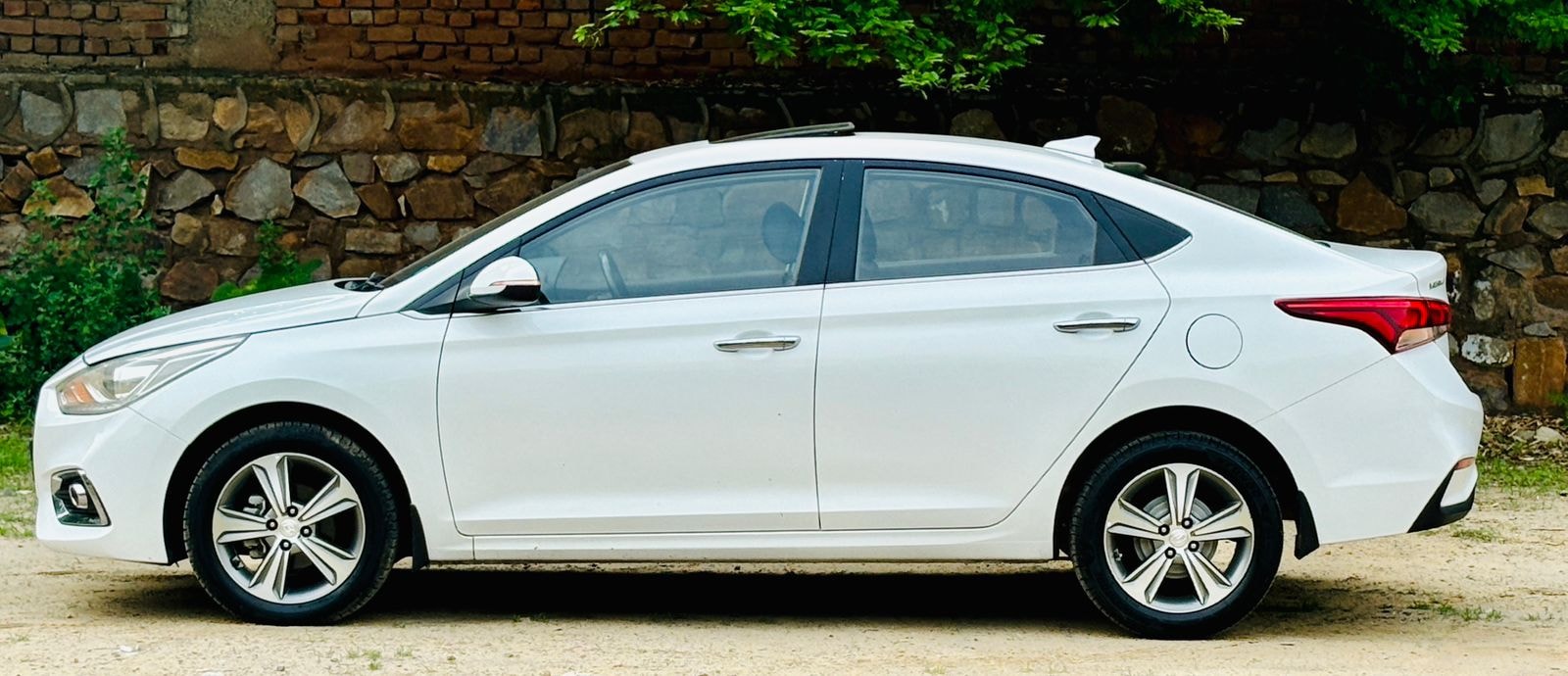 Verna image 2 Verna image 2