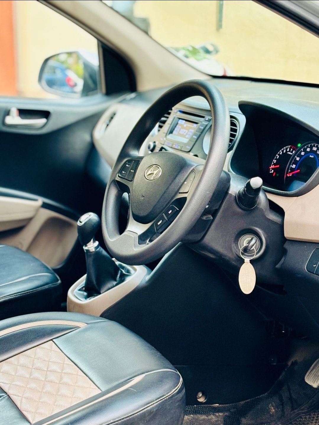 Grand i10 image 4 Grand i10 image 4