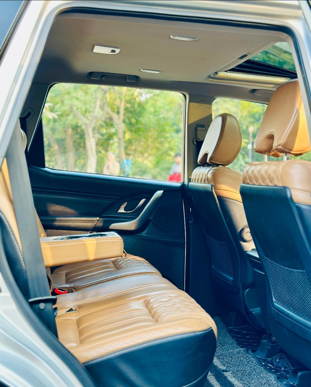 XUV500 image 15 XUV500 image 15