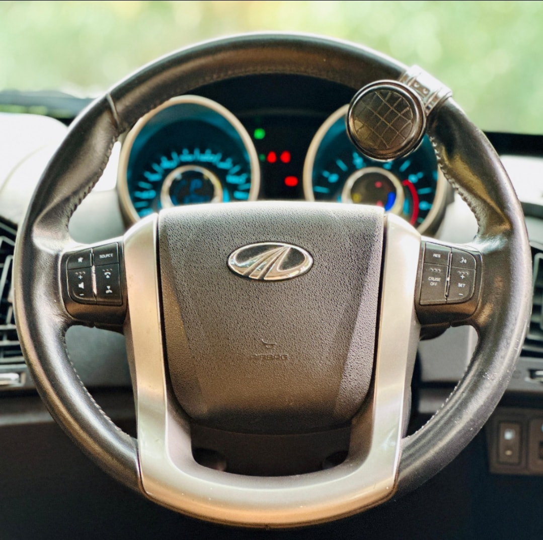 XUV500 image 12 XUV500 image 12