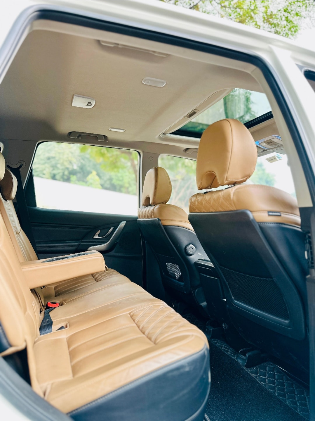 XUV500 image 13 XUV500 image 13