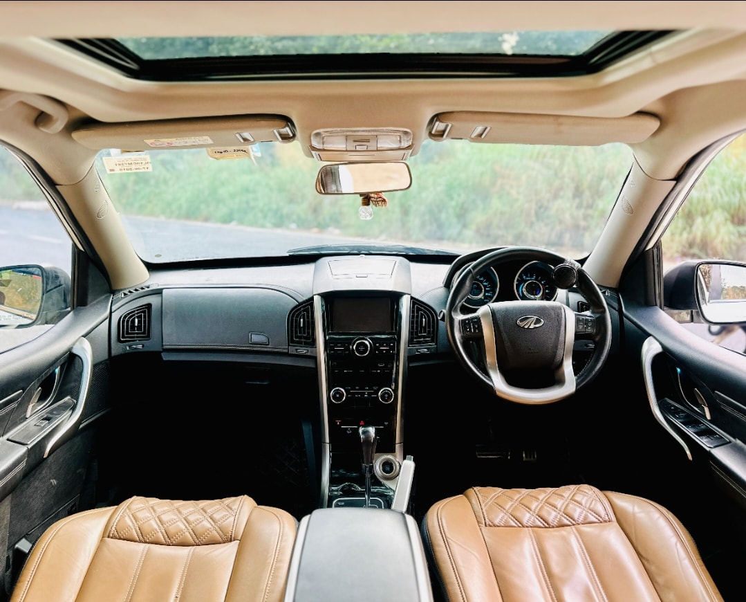 XUV500 image 11 XUV500 image 11