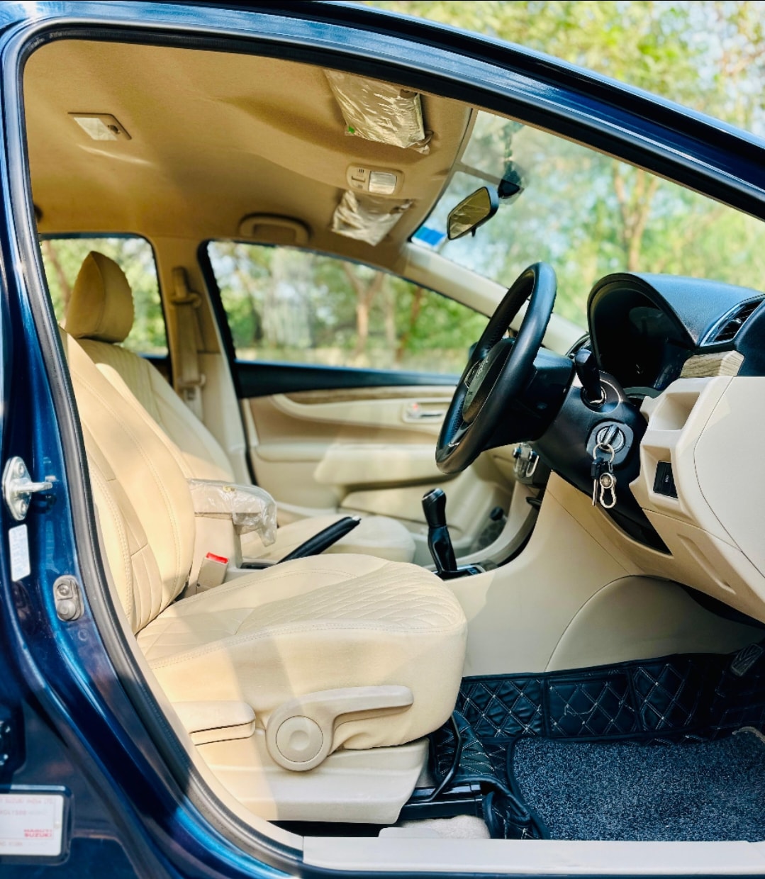 Ciaz image 16 Ciaz image 16