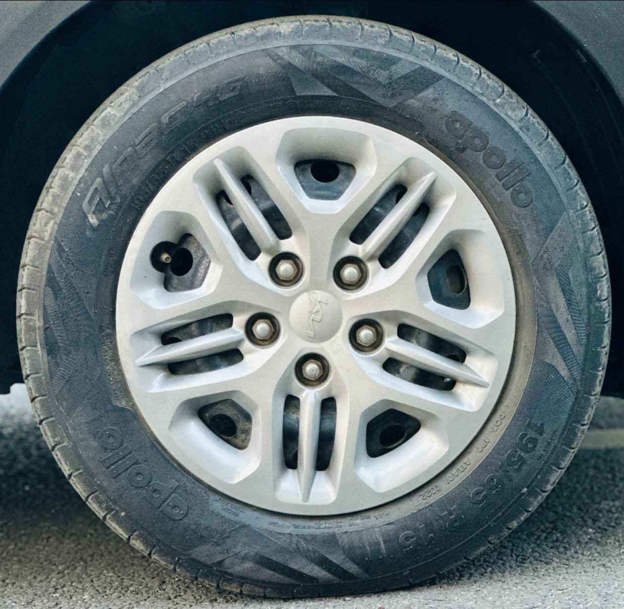 Carens image 9 Carens image 9