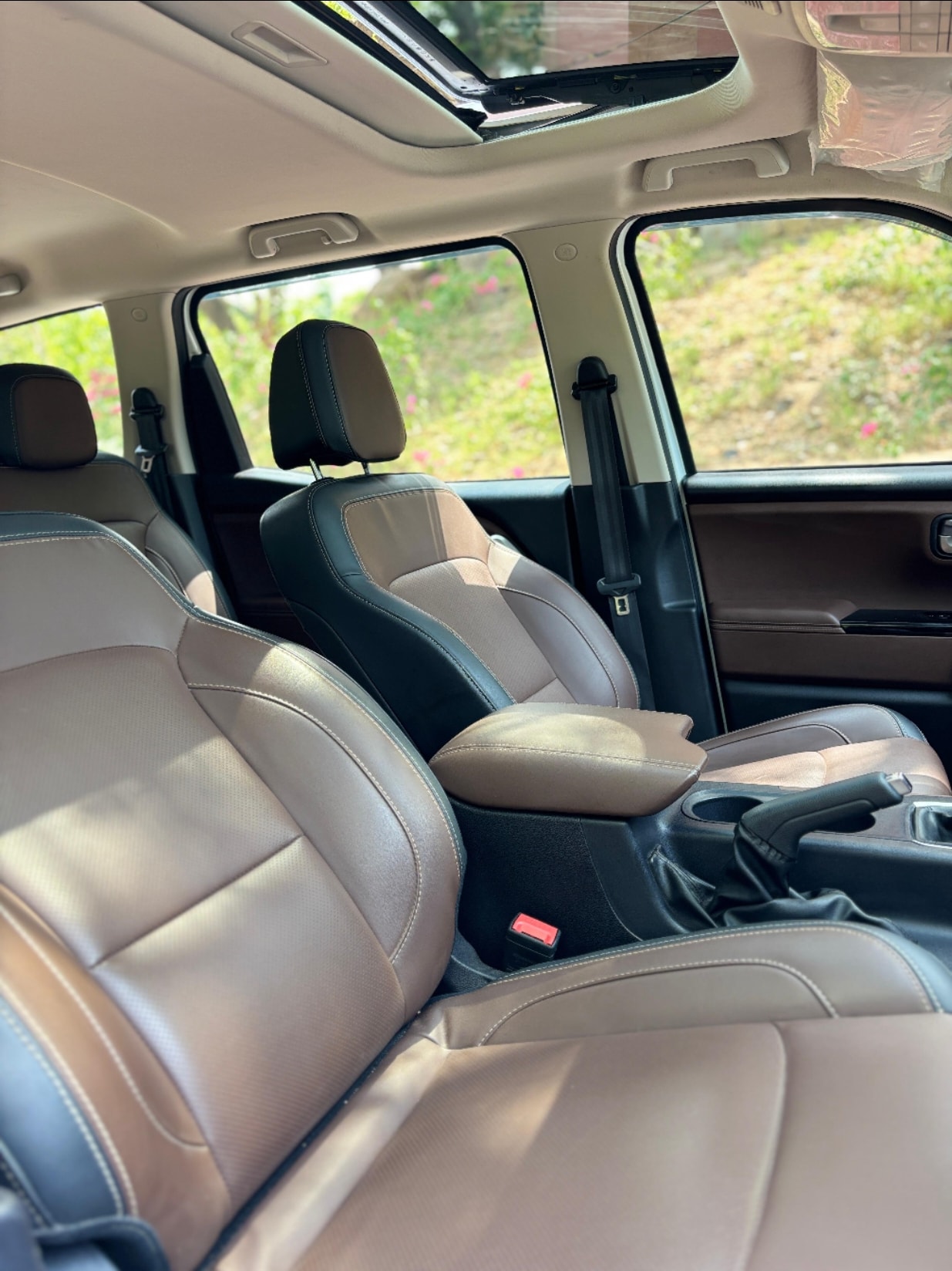 Scorpio-N image 10 Scorpio-N image 10