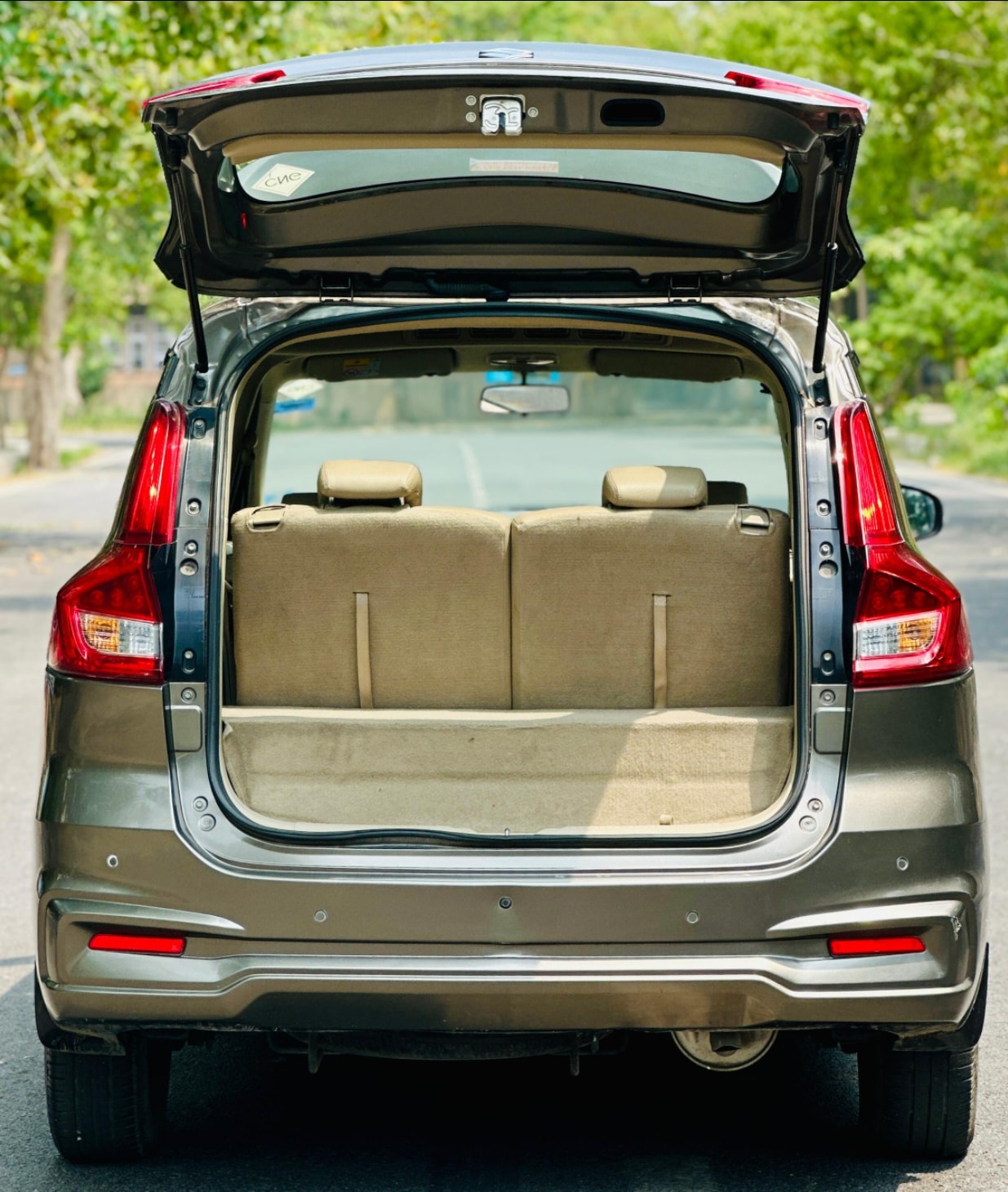 Used 2022 Maruti Suzuki Ertiga Used 2022 Maruti Suzuki Ertiga