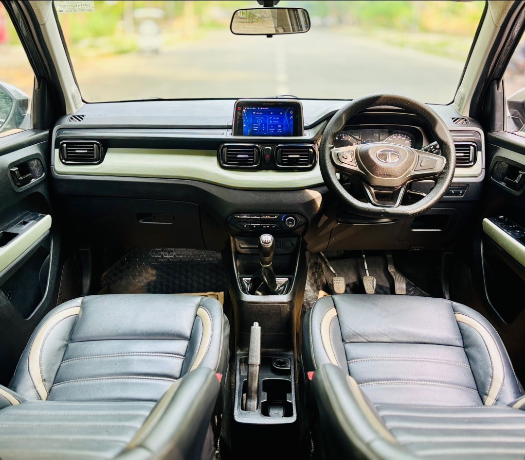 Punch image 15 Punch image 15