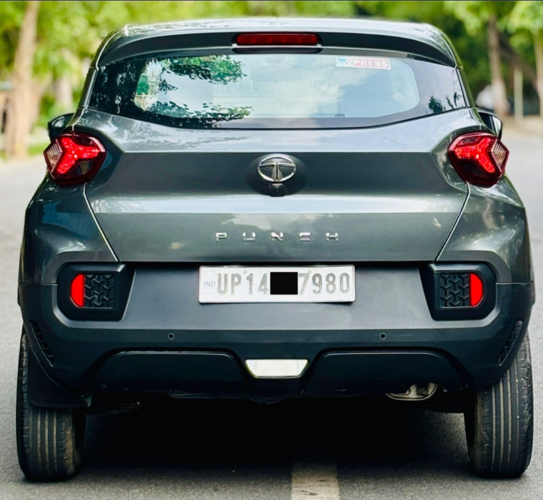 Punch image 4 Punch image 4