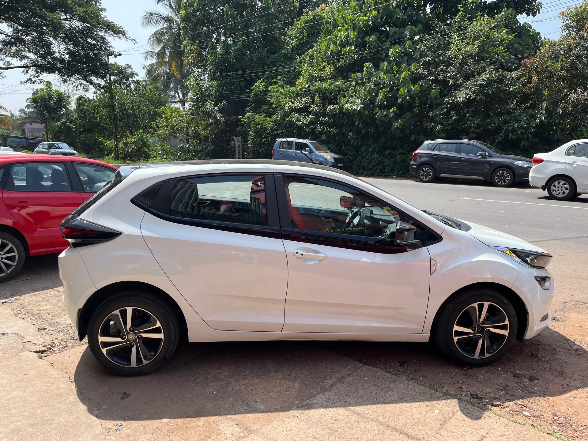 Altroz image 6 Altroz image 6