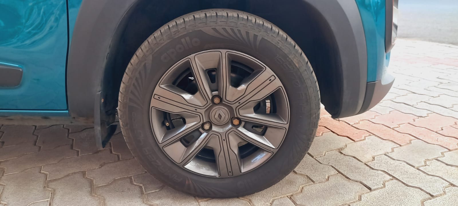 Kwid image 9 Kwid image 9