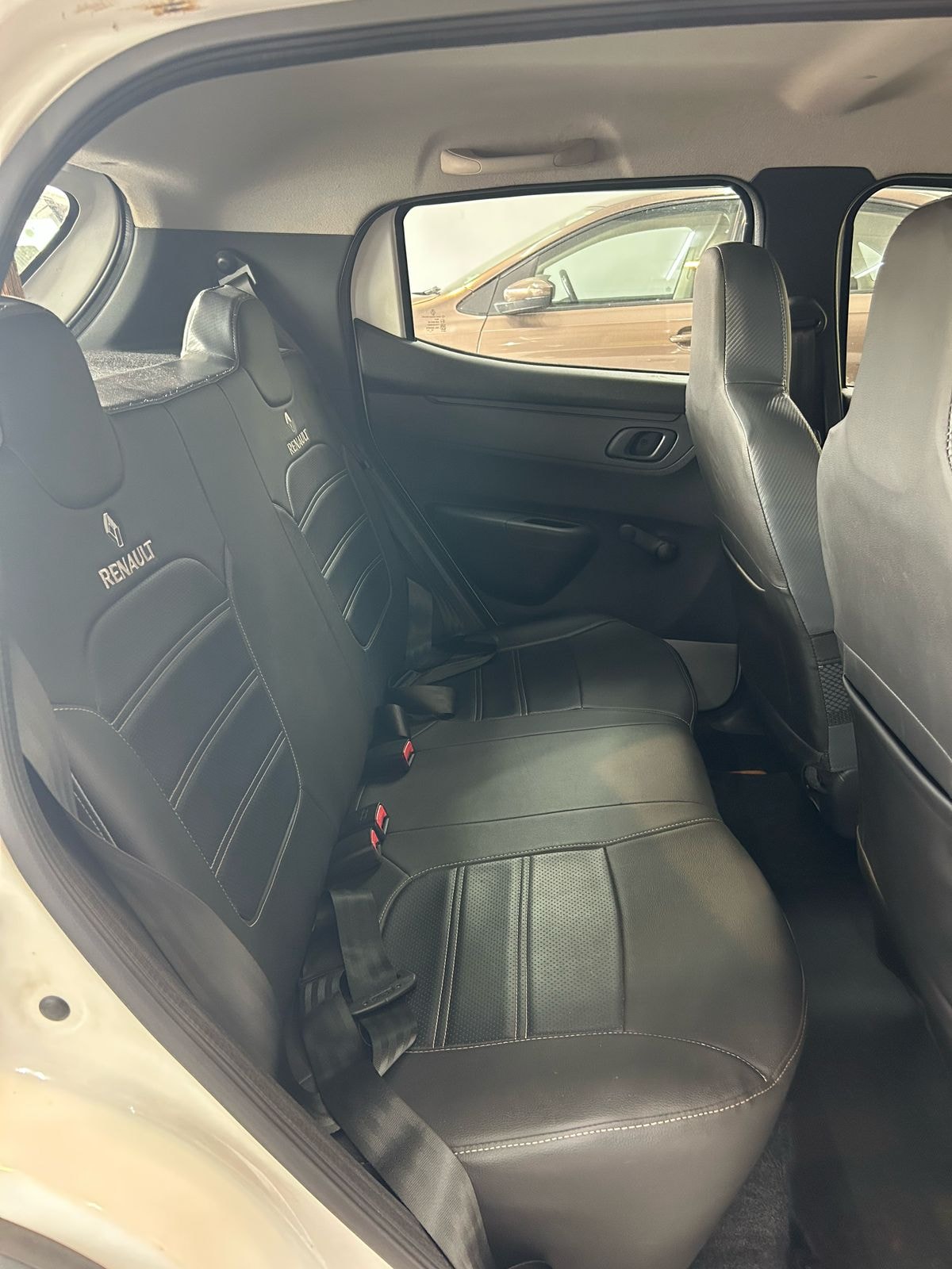 Kwid image 16 Kwid image 16