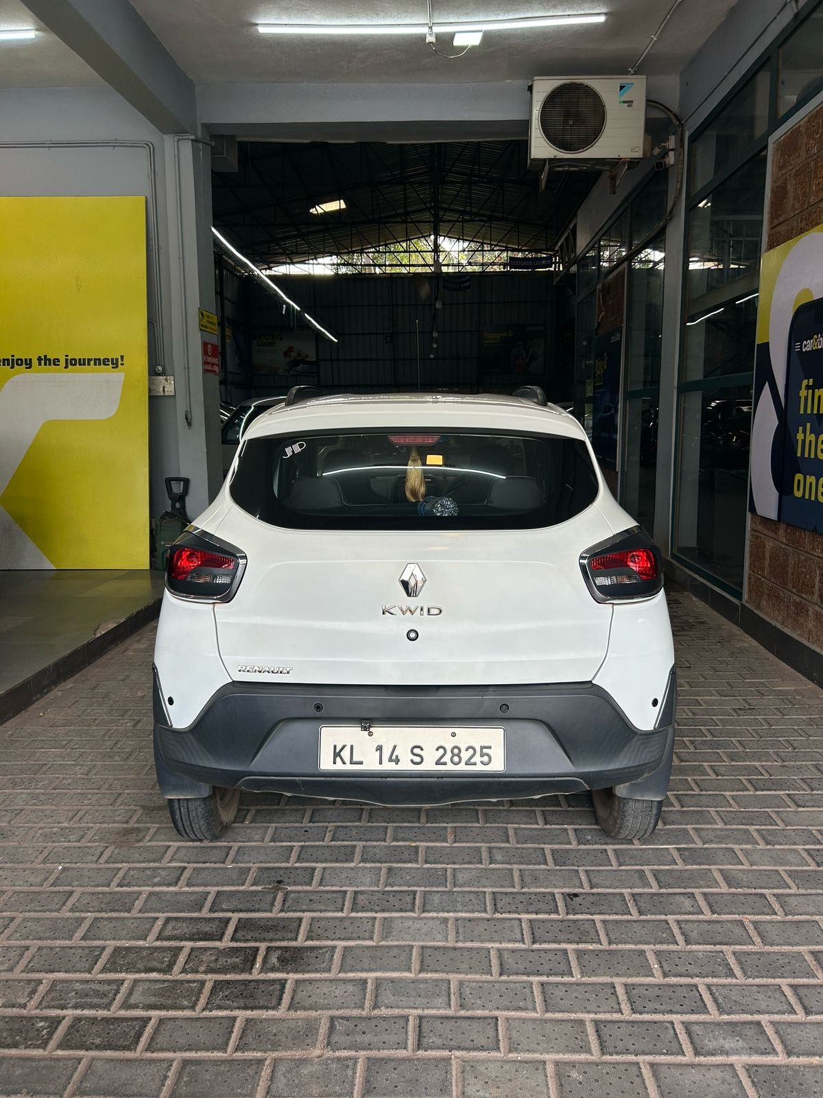 Kwid image 4 Kwid image 4