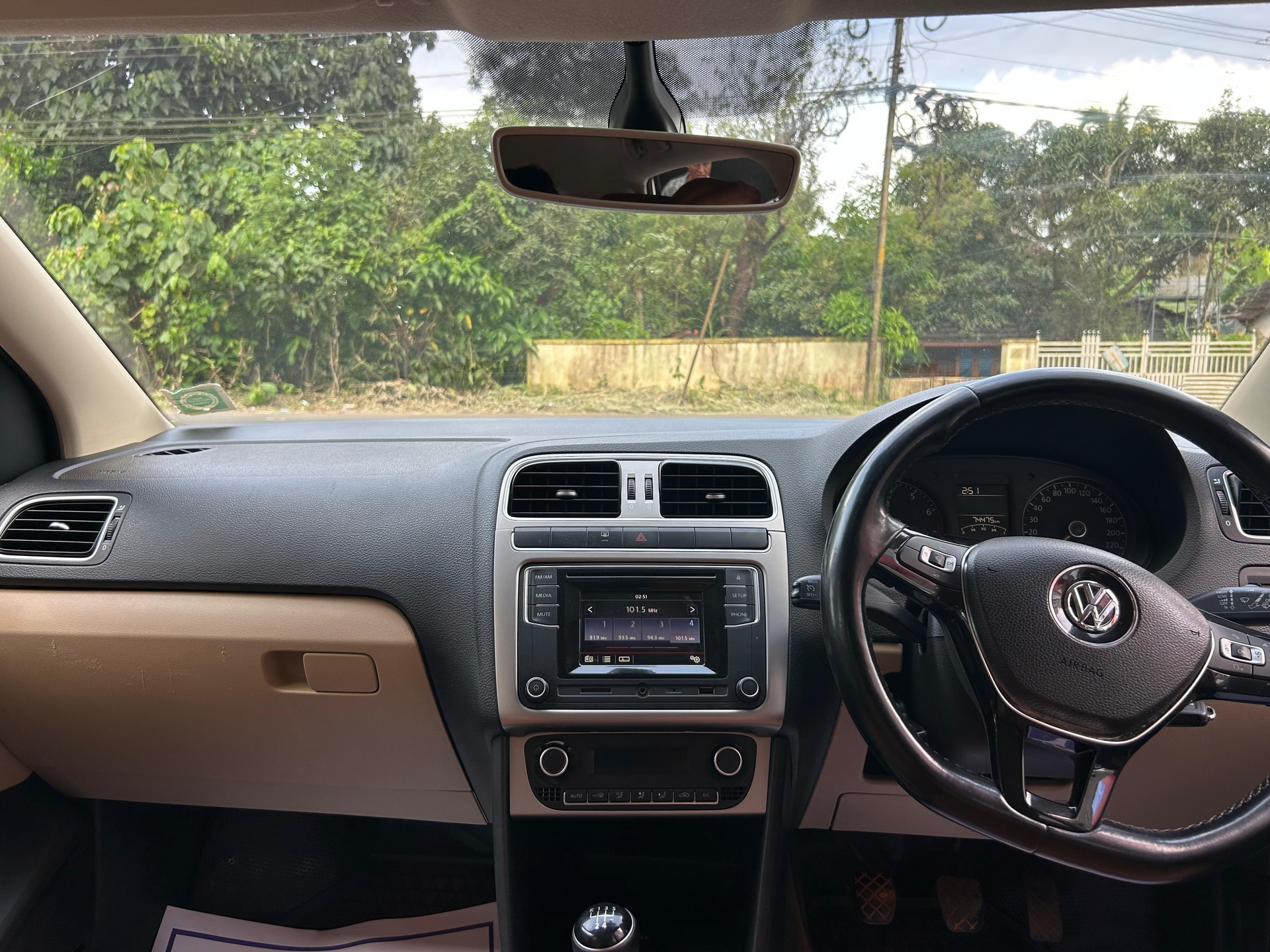 Used 2016 Volkswagen Polo Used 2016 Volkswagen Polo