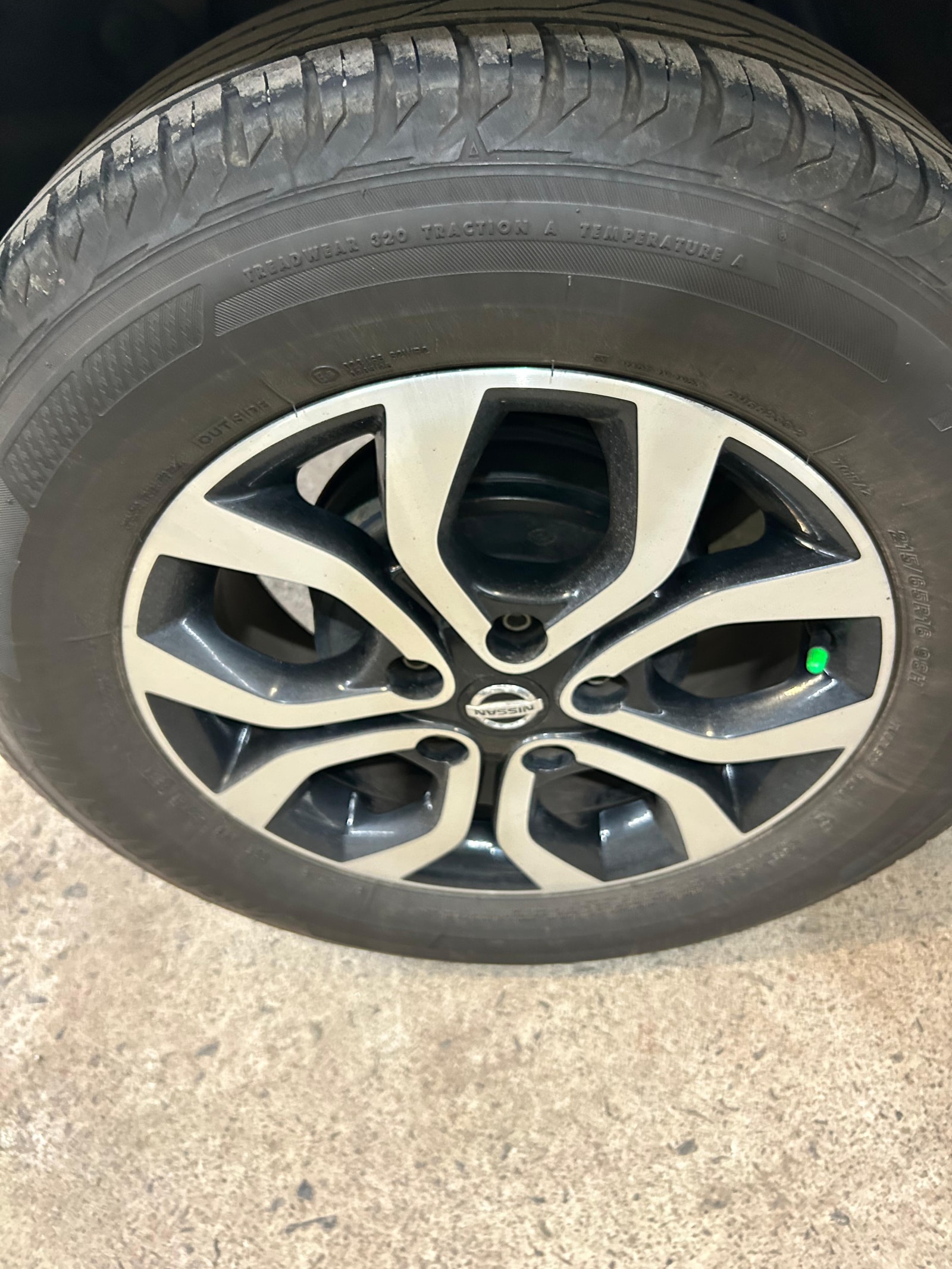Used 2016 Nissan Terrano Used 2016 Nissan Terrano