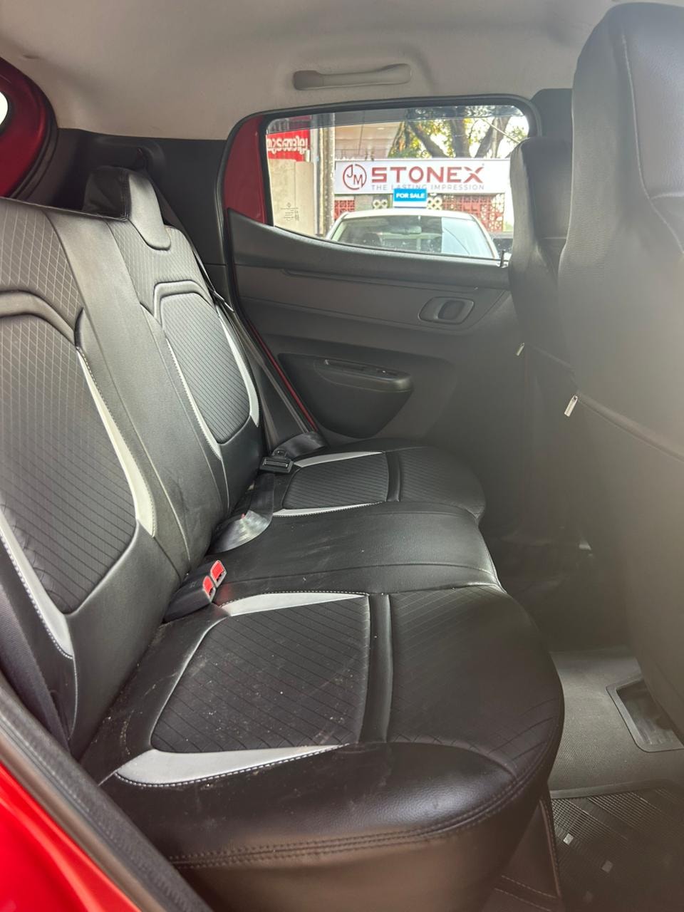 Kwid image 16 Kwid image 16