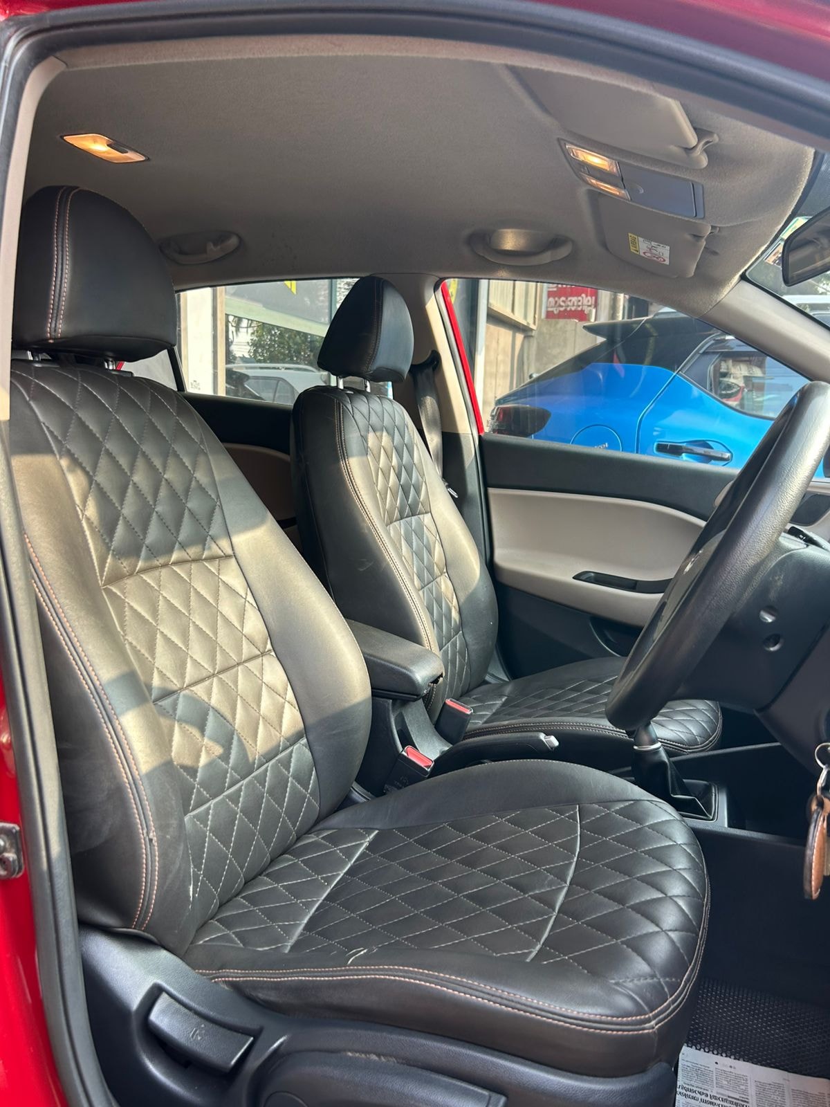 Elite i20 image 16 Elite i20 image 16