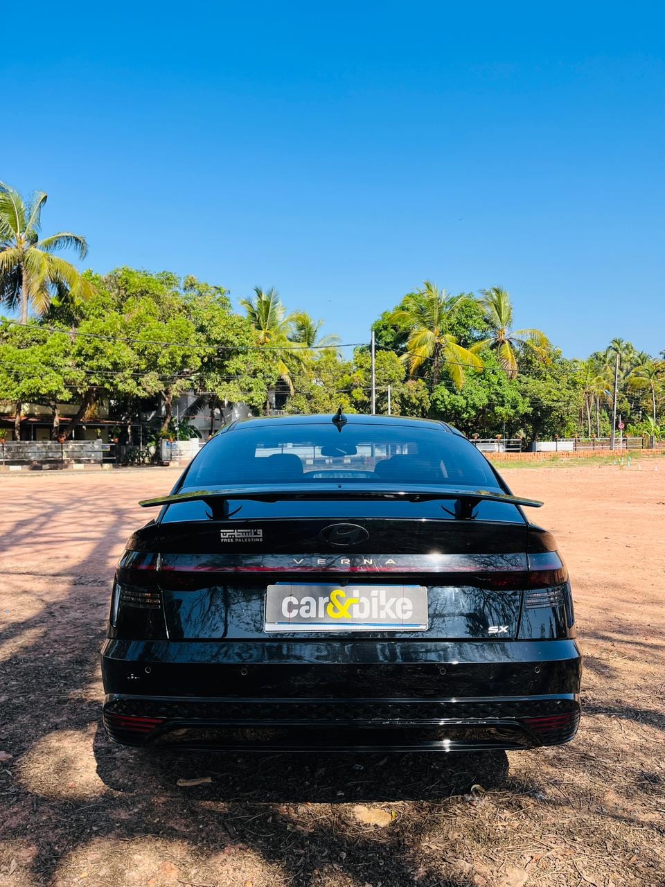 Verna image 4 Verna image 4