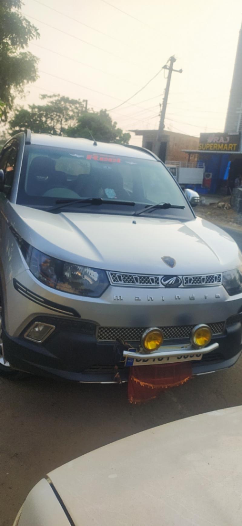 2017 Mahindra KUV100 K8 Petrol 5 Seater BS IV