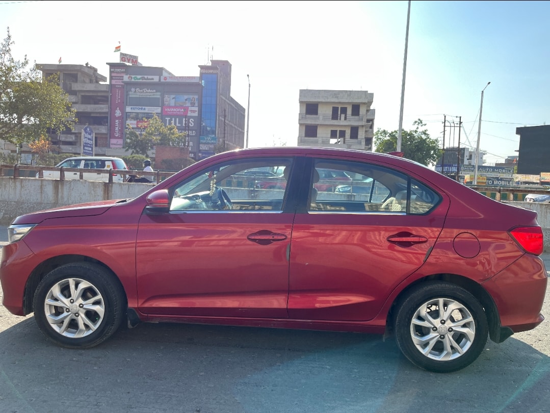 Amaze image 2 Amaze image 2