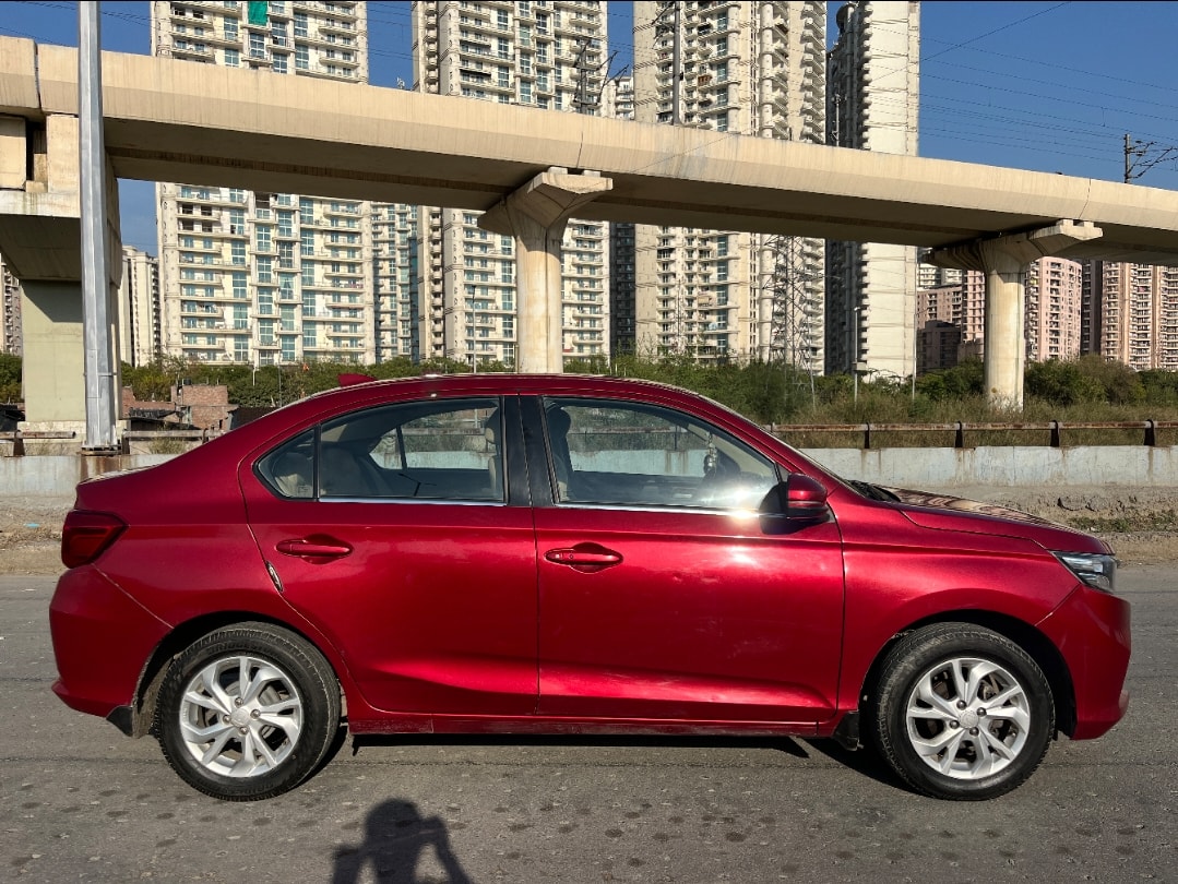 Amaze image 4 Amaze image 4