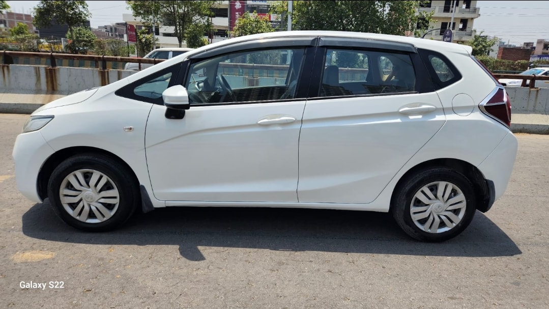 Jazz image 2 Jazz image 2