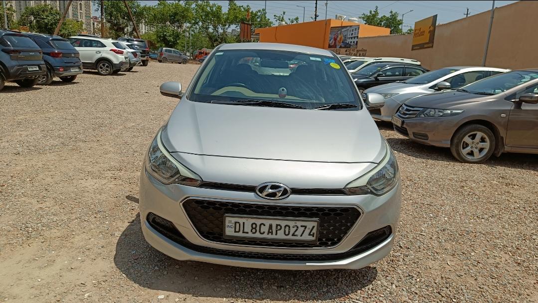 Used 2016 Hyundai i20, Noida New Delhi