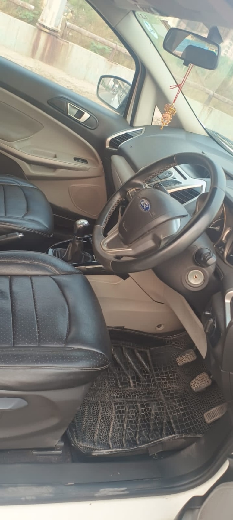 EcoSport image 12 EcoSport image 12