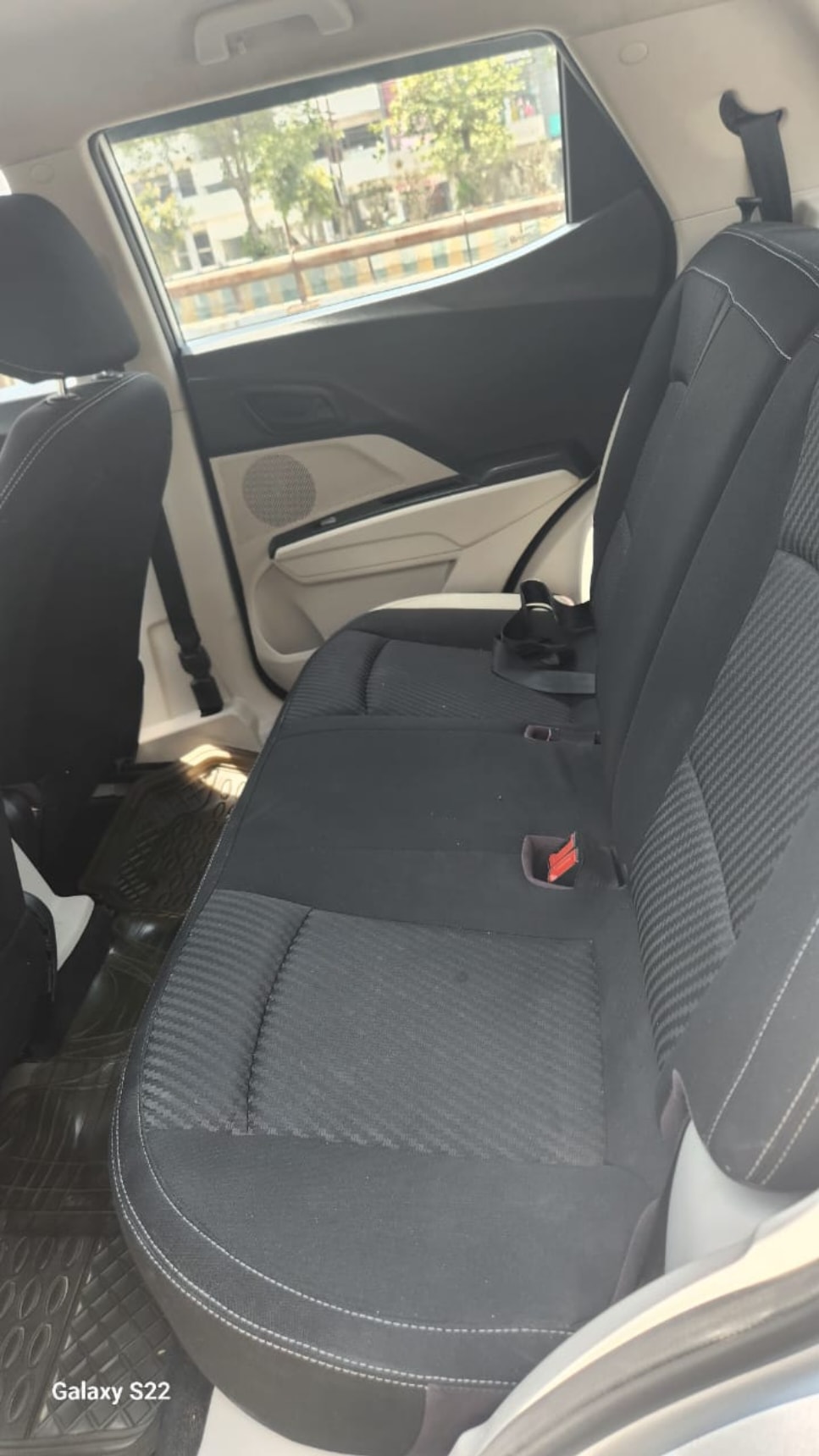 XUV300 image 12 XUV300 image 12