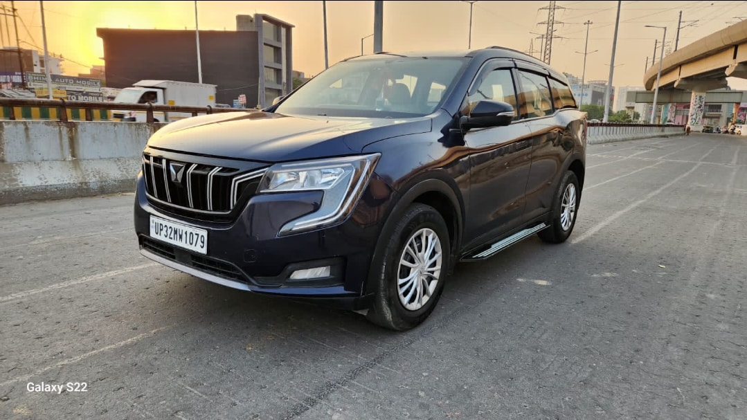 XUV700 image 1 XUV700 image 1