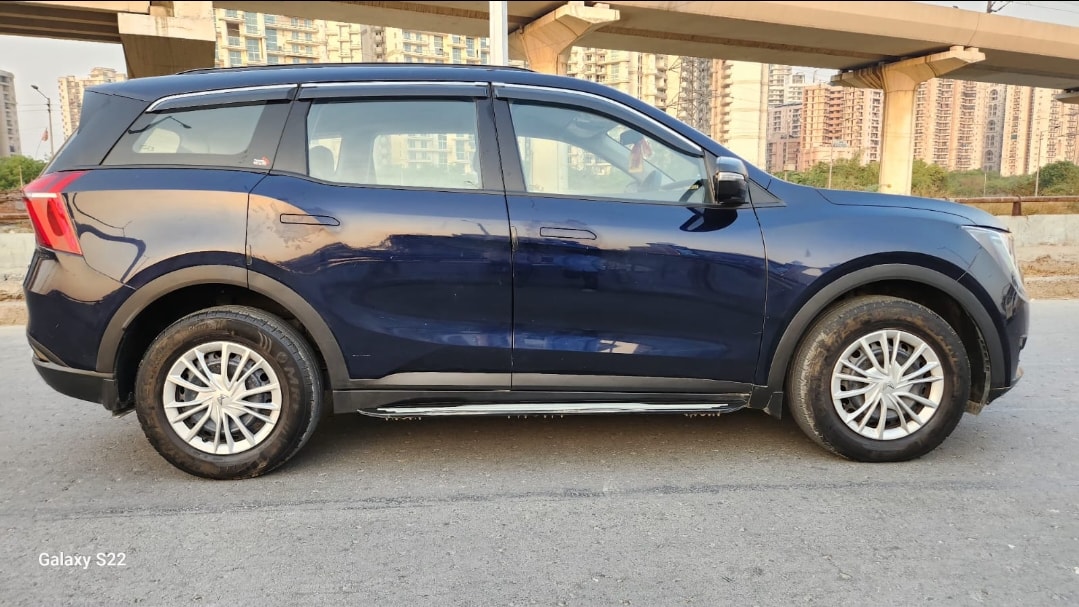 XUV700 image 6 XUV700 image 6