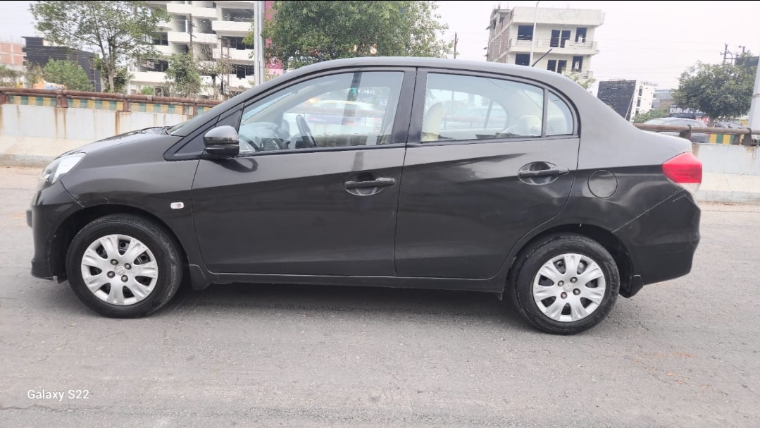 Amaze image 2 Amaze image 2