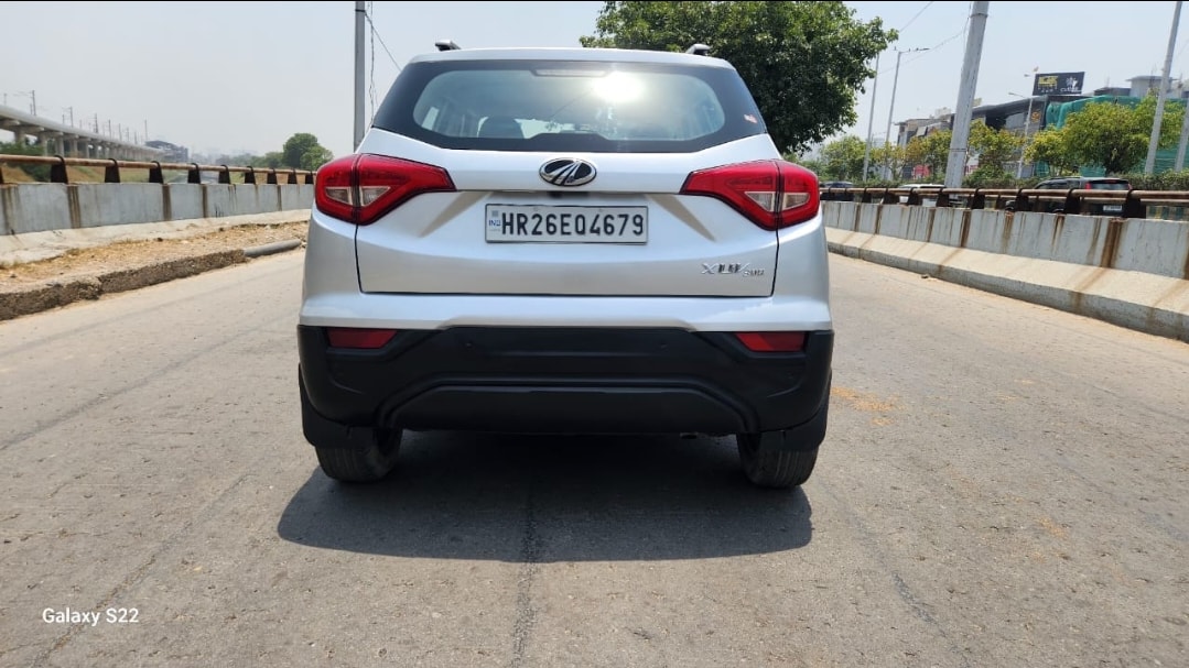 XUV300 image 4 XUV300 image 4