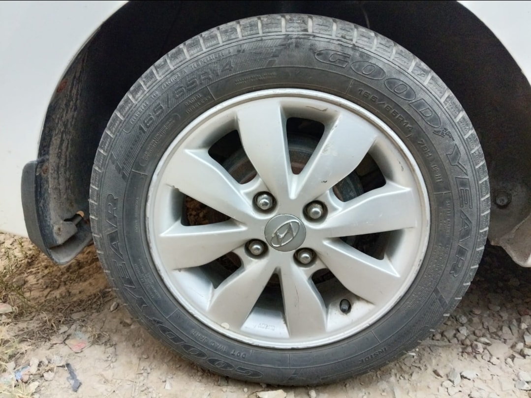 Xcent image 9 Xcent image 9