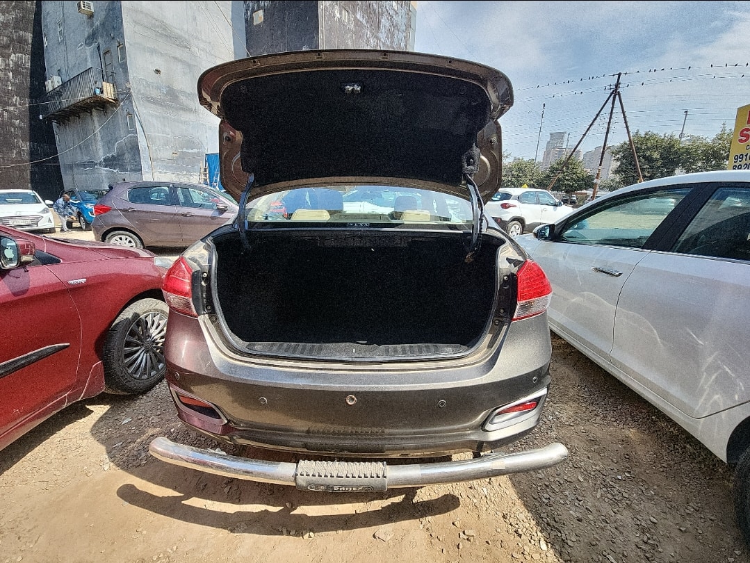 Ciaz image 10 Ciaz image 10