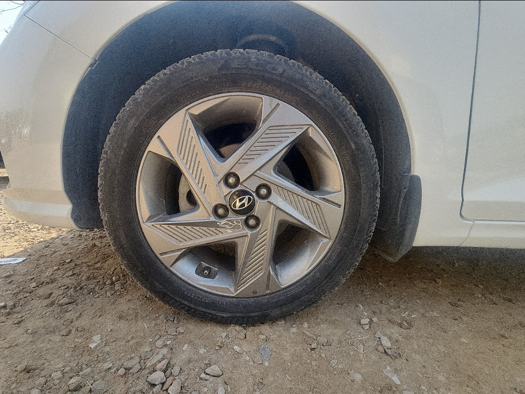 Verna image 9 Verna image 9