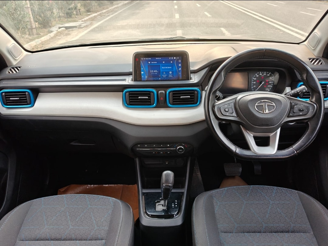 Punch image 12 Punch image 12