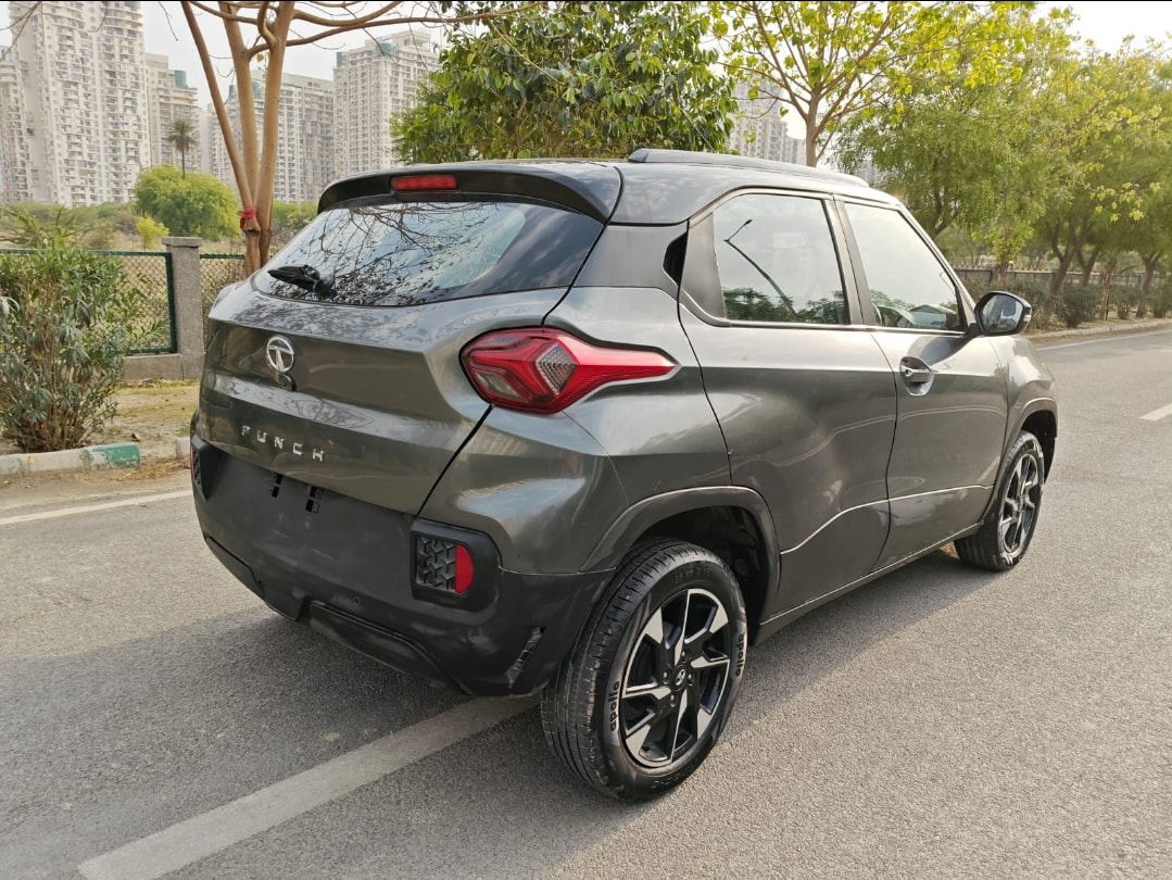 Punch image 5 Punch image 5