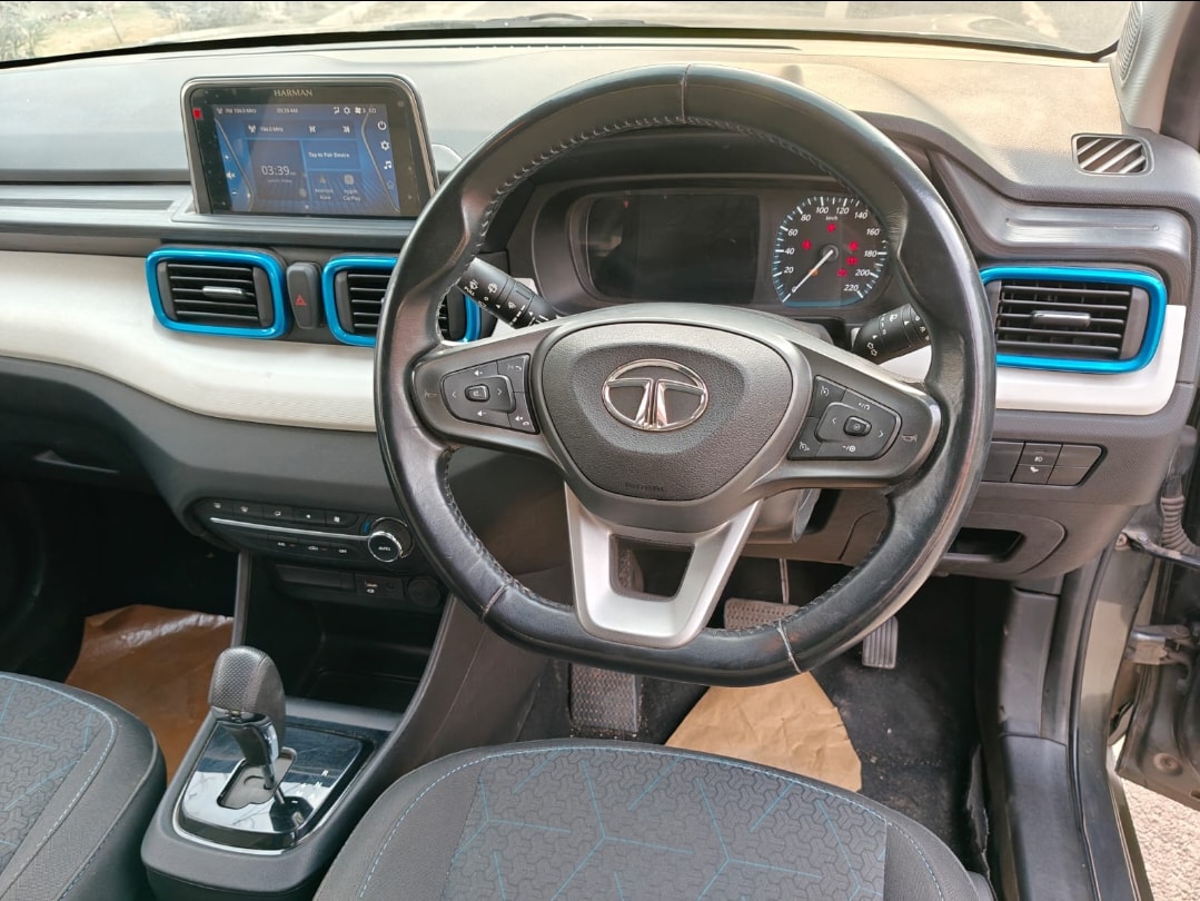 Punch image 13 Punch image 13