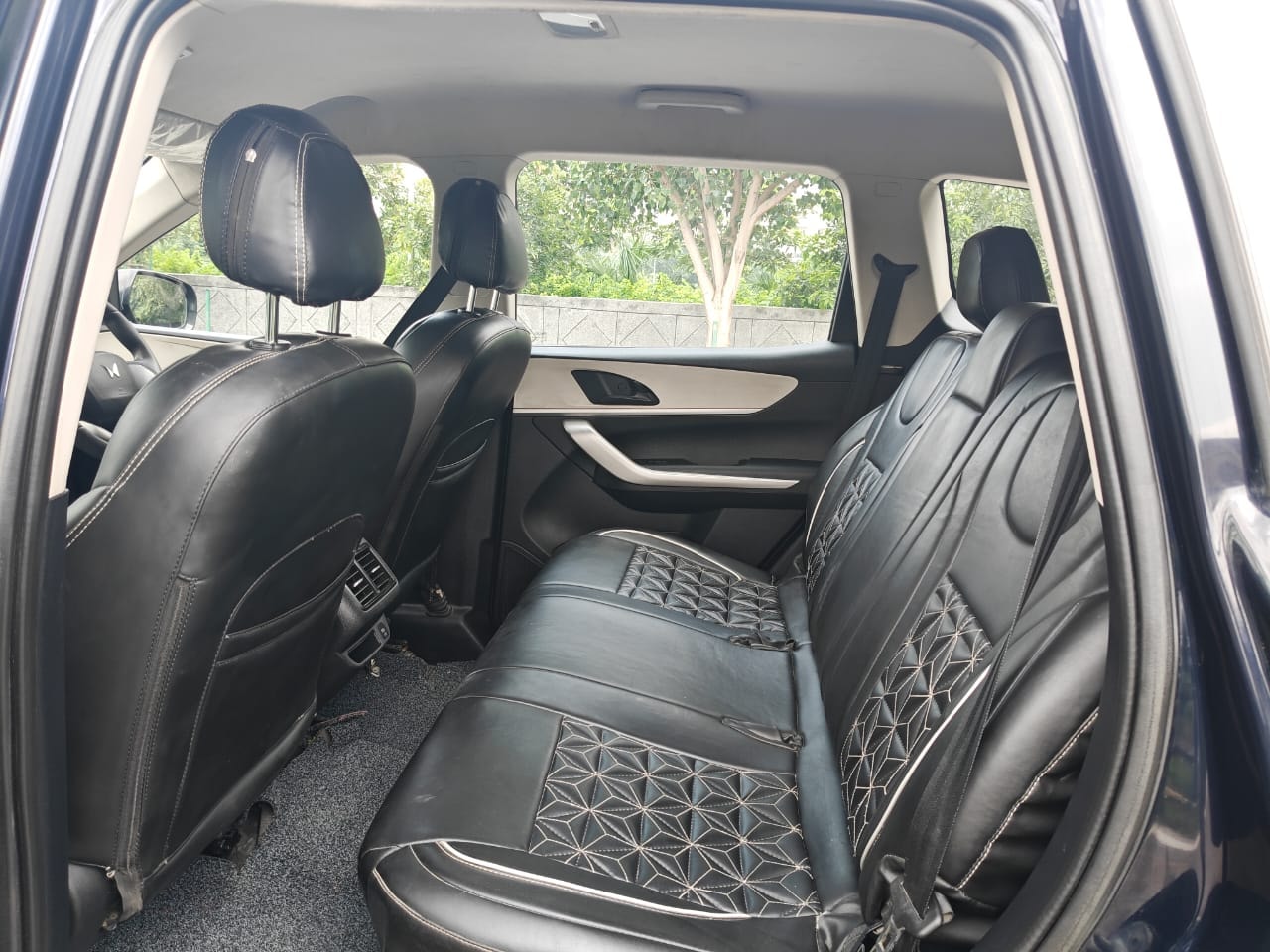 Used 2022 Mahindra XUV700 Used 2022 Mahindra XUV700