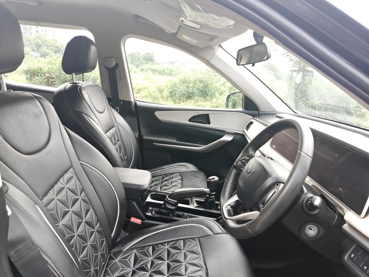 Used 2022 Mahindra XUV700 Used 2022 Mahindra XUV700