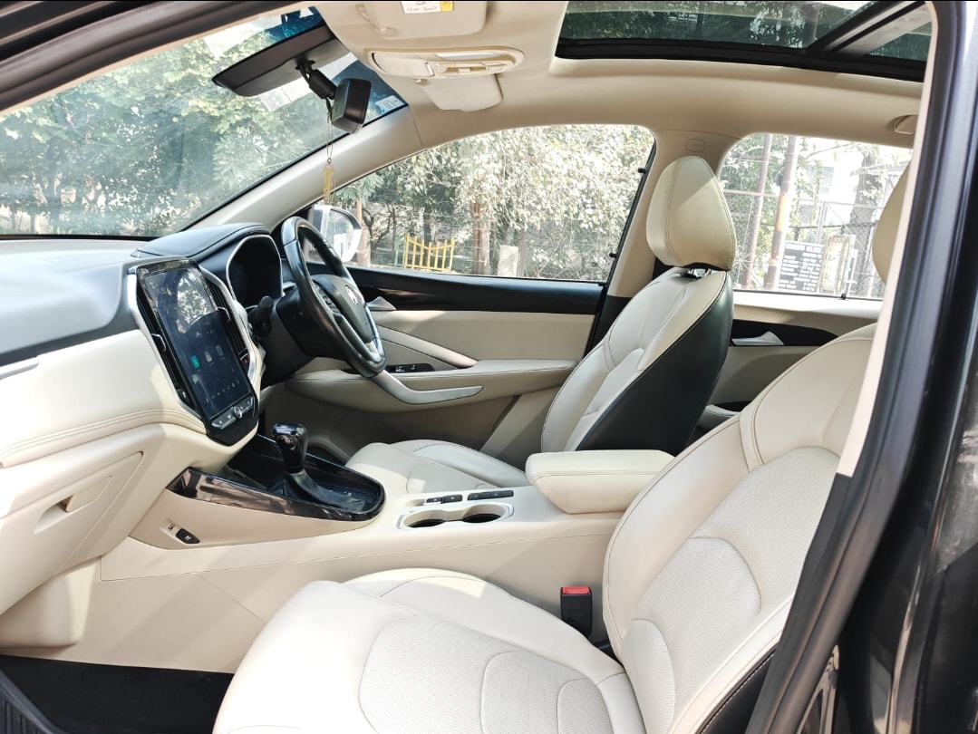 Hector image 11 Hector image 11